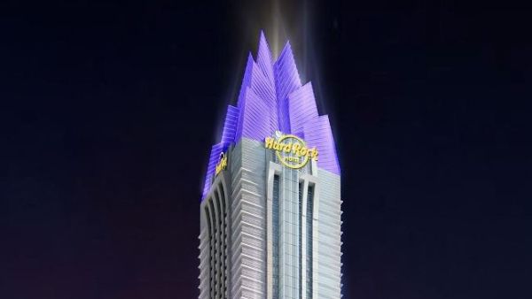 British daredevil James Kingston says that Dubai's Marina 101 is the tallest structure that he's climbed so far.  (Shutterstock)