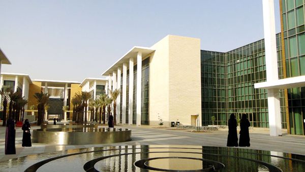 كورونا بجامعة نورا