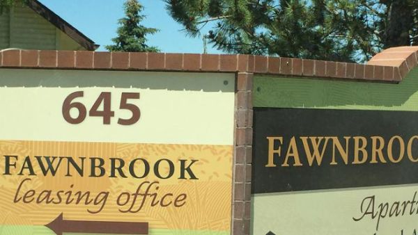 المعتدي البالغ من العمر 13 سنة طلب من الصبيان الأصغر منه التبول على الضحية