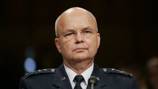 مدير وكالة الاستخبارات الأمريكية السابق مايكل هايدن