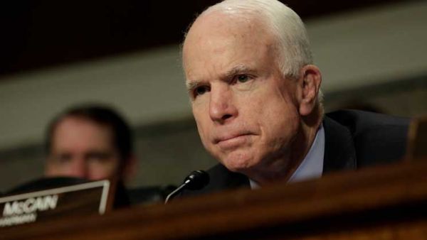 السيناتور الأمريكي جون ماكين