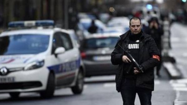 مسلح يقتل 4 أشخاص في كانساس وسط الولايات المتحدة