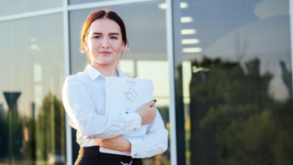 ثقْ بنفسك وبمجرد اتخاذ القرار لا تندمْ عليه