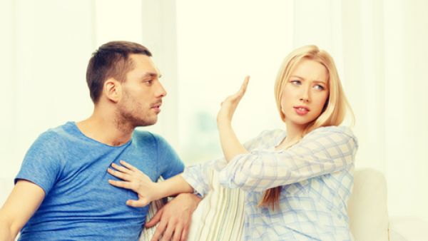 الكذب من الأشياء التي تكرهها المرأة في الرجل
