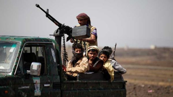  الشاحنات كانت قادمة من العاصمة صنعاء، وتتبع أحد التجار الكبار، لم يذكر اسمه 