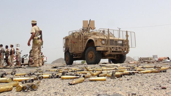 قوات التحالف العربي قالت إن الحوثيين تكبدوا خسائر فادحة في جبهة الحديدة 
