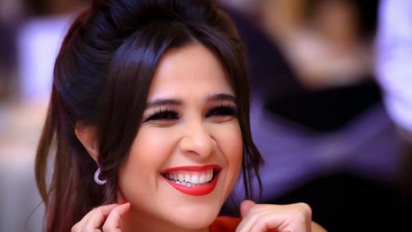  الفنانة ياسمين عبد العزيز