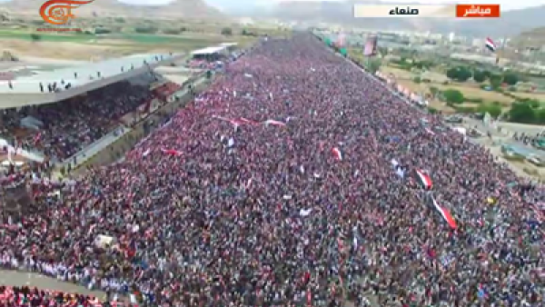 ميدان السبعين بالعاصمة صنعاء يشهد احتشاد ملايين المواطنين