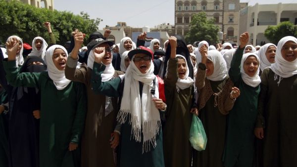 Yemeni students shout slogans during a rally at a school in the capital Sanaa protesting the deployment of US Special Forces to their country, amid the ongoing conflict in the impoverished Arab state, on May 23, 2016. (AFP/Mohammed Huwais) Yemeni students shout slogans during a rally at a school in the capital Sanaa protesting the deployment of US Special Forces to their country, amid the ongoing conflict in the impoverished Arab state, on May 23, 2016. (AFP/Mohammed Huwais)