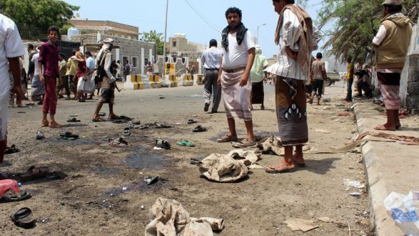 Yemenis gather at the site of a twin bombing that targeted Yemeni forces in the southern city of Aden on May 23, 2016. (AFP/Saleh al-Obeidi) Yemenis gather at the site of a twin bombing that targeted Yemeni forces in the southern city of Aden on May 23, 2016. (AFP/Saleh al-Obeidi)