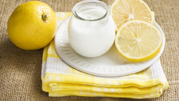 الزبادي بالليمون قبل النوم تقلّل حدوث أي أعراض لأمراض الجهاز الهضمي
