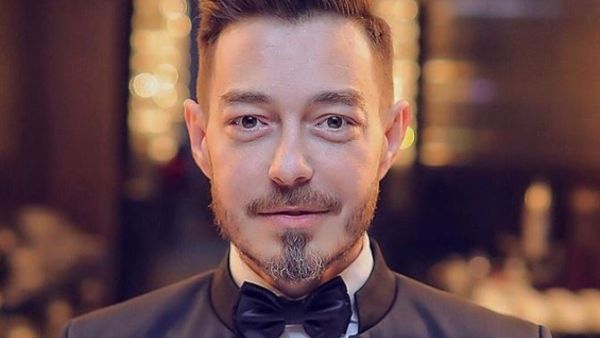 الفنان أحمد زاهر
