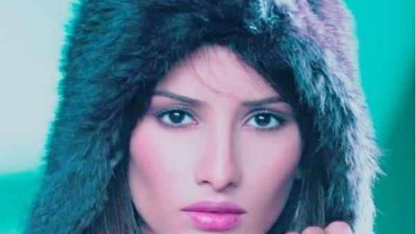 زينة تحتفل بعيد ميلاد توأمها الثالث