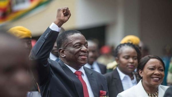 انفجار في ملعب "وايت سيتي" بزيمبابوي خلال خطاب للرئيس ايمرسون منانغاغوا ضمن حملته الانتخابية
