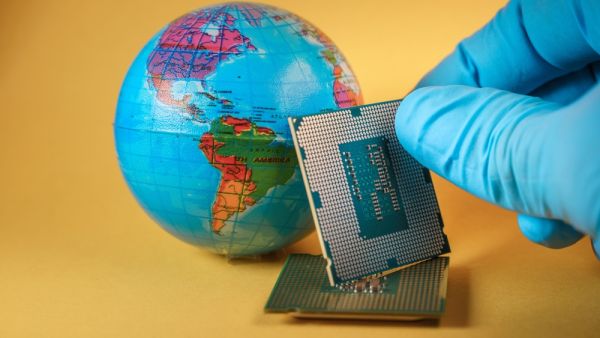 4 Industries Hit by the Global Chip Shortage