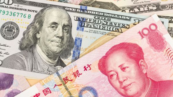 China state banks sell US dollars for Yuan in London, NY