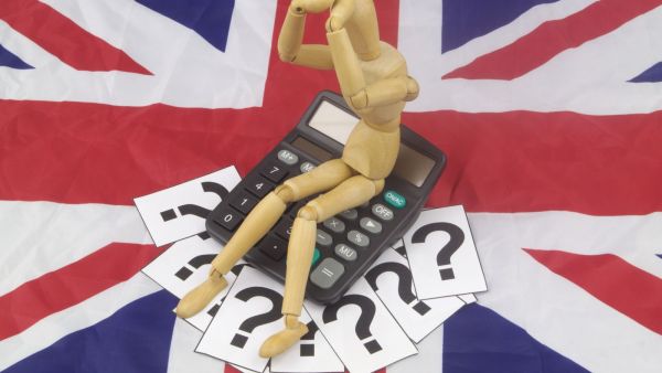 UK unemployment rises amid sticky inflation