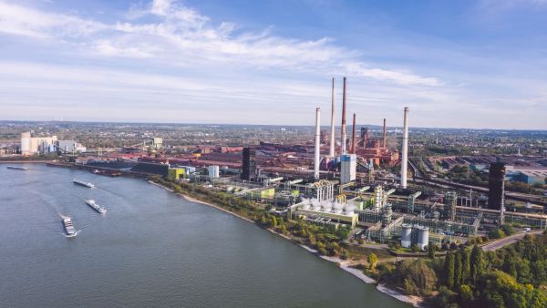 German factory orders fall as industry weakens