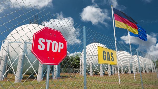 European gas prices rise on Dutch field closure, heat wave
