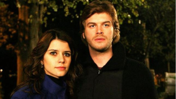 Beren Saat and Kıvanç Tatlıtuğ 