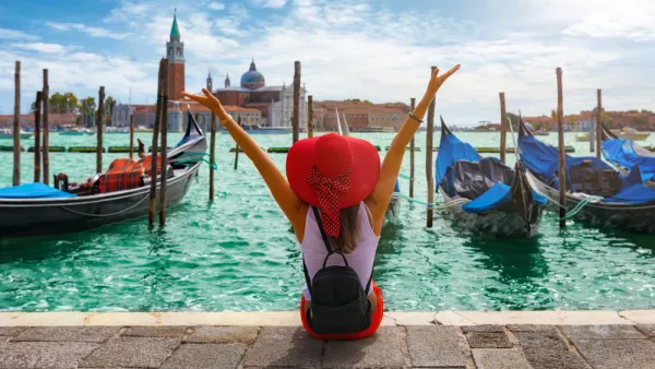 Here Are The Latest Air Travel Trends In The COVID-19 Era