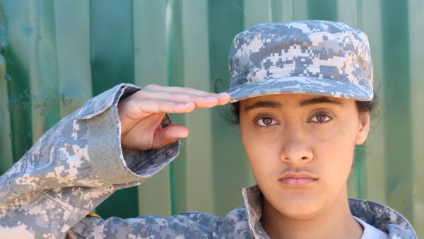 Saudi Arabia Allows Women to Join Military
