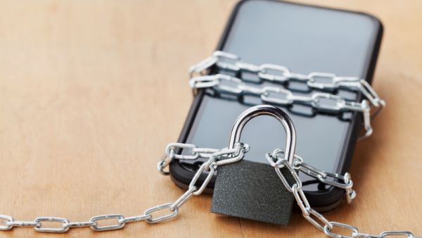 Google, Facebook, WhatsApp Shared Details with Indian Gov't; Twitter Yet to Comply