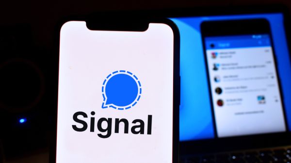 WhatsApp Rival App Signal Restores Service After Outage