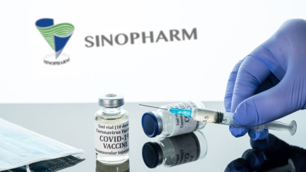 Pakistan Approves China's Sinopharm Vaccine for Emergency Use 