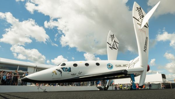 NASA, Virgin Galactic Ink Agreement for Private Trips