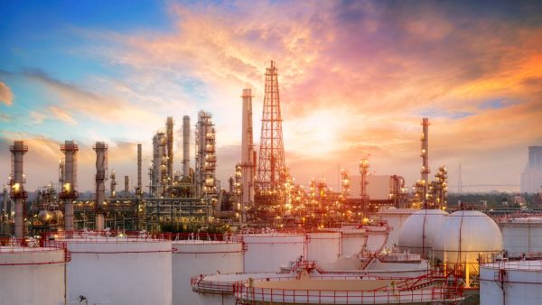 UAE Gas Firm Wins $607.5m In Dispute Case with Iran