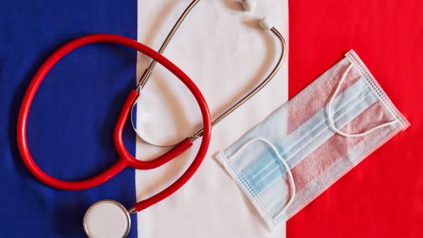 France: Vaccination Mandatory for Health Workers