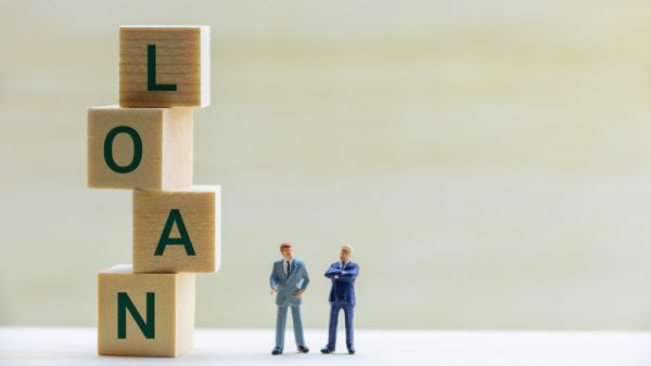 UAE: Travel Ban on Unpaid Loans Defaulters