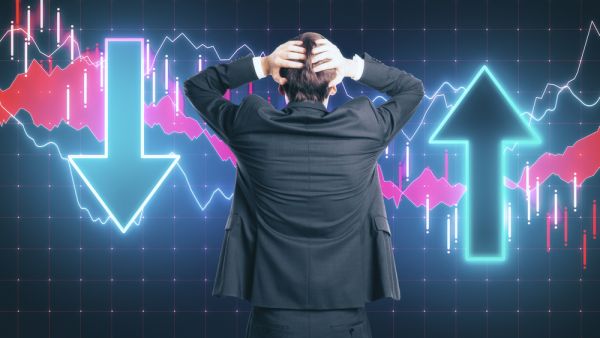 Japan Stocks Plummet As Cases in Asia Surge
