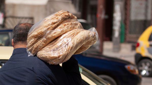 Syria Raises the Price of Bread Amid of Fuel, Flour Crisis