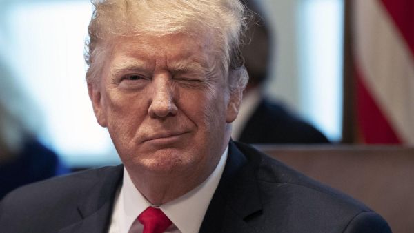 Trump Rolls Back Legal Protections for Social Media Companies