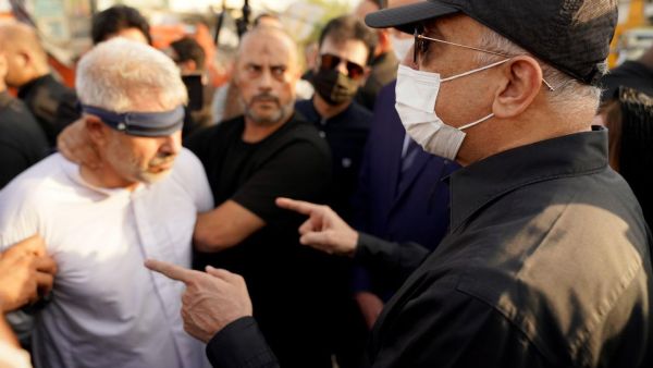 الكاظمي وجها لوجه مع قاتل مدير بلدية كربلاء