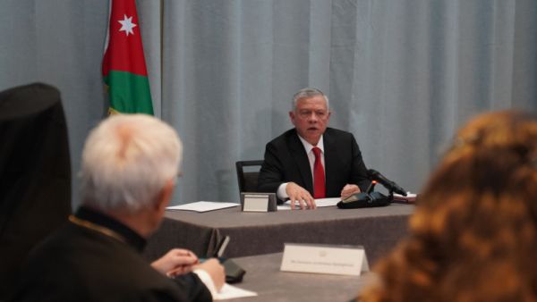 الملك عبدالله الثاني يحذر من تهديد الوجود المسيحي بالقدس