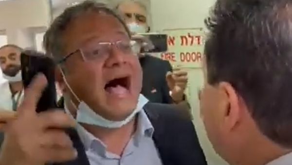 لقطة من الفيديو