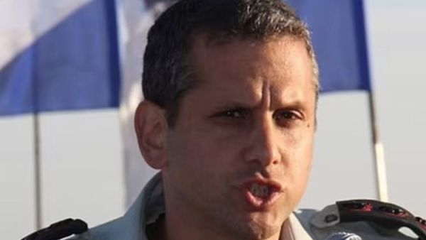 قائد لواء شمال الضفة الغربية روغي تسفايغ 