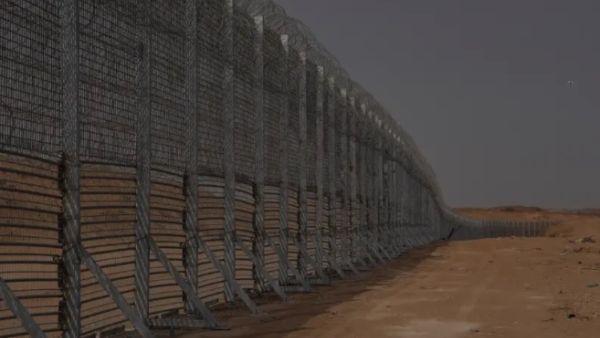 إسرائيل تستكمل بناء حاجز أمني بطول 65 كلم حول قطاع غزة