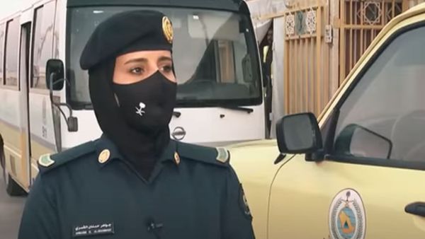 السعودية تفتح باب التجنيد للسعوديات في القوات الخاصة لأمن الحج