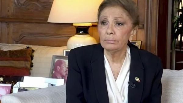إمبراطورة وولي عهد إيران يدعوان لدعم المتظاهرين "ضد النظام"