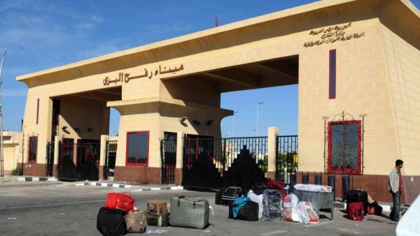 مصر تغلق معبر رفح الحدودي مع قطاع غزة