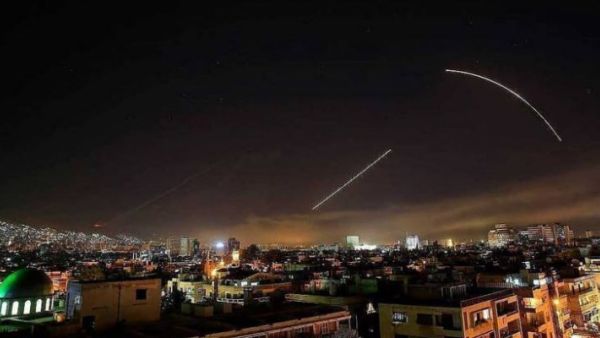 قصف صاروخي اسرائيلي يستهدف محيط مدينتي دمشق وحمص