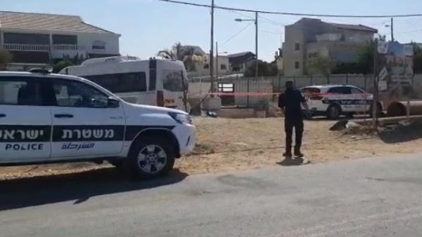 مقتل شرطي إسرائيلي وإصابة آخر في حادث دهس