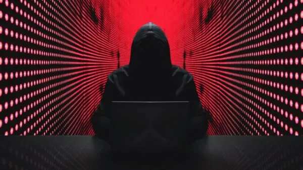 قراصنة روس يخترقون مواقع المطارات الأميركية