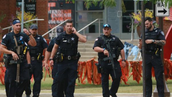 سفاح شيكاغو أمضى أسابيع يخطط وتنكر بملابس نسائية يوم الهجوم