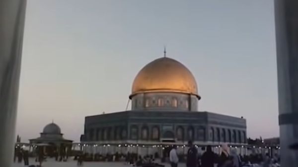 الأردن يستدعي السفير الاسرائيلي للاحتجاج على منع سفيره من دخول الاقصى