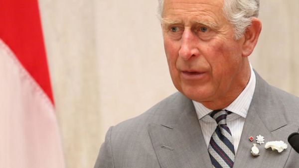 الأمير تشارلز يندد بخطة الحكومة لترحيل اللاجئين إلى رواندا